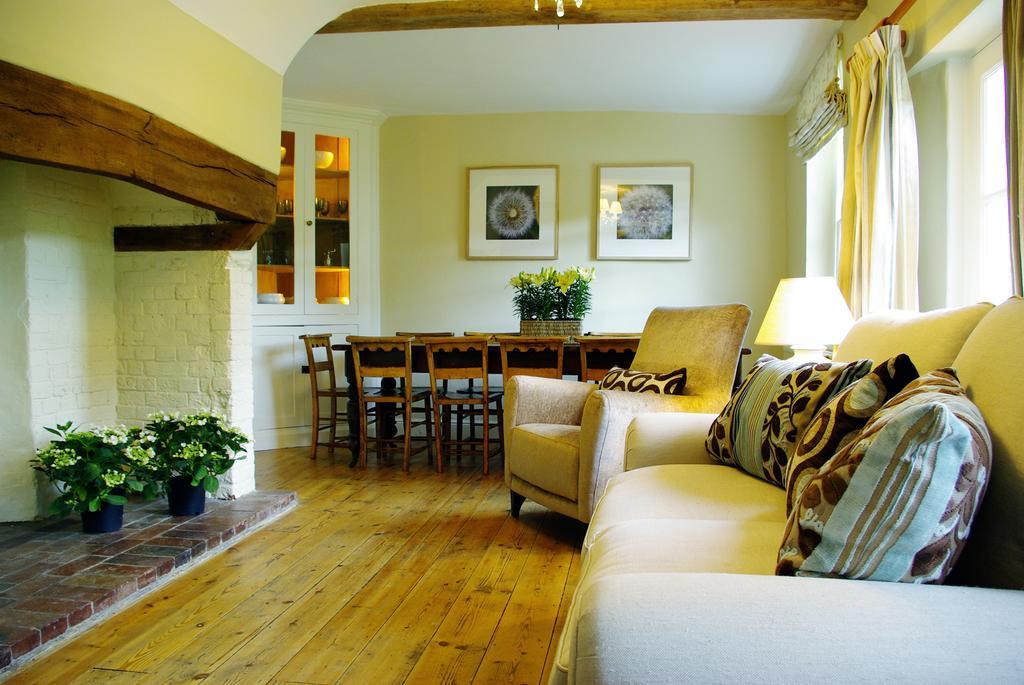 Leeds Castle Holiday Cottages Мейдстон Номер фото